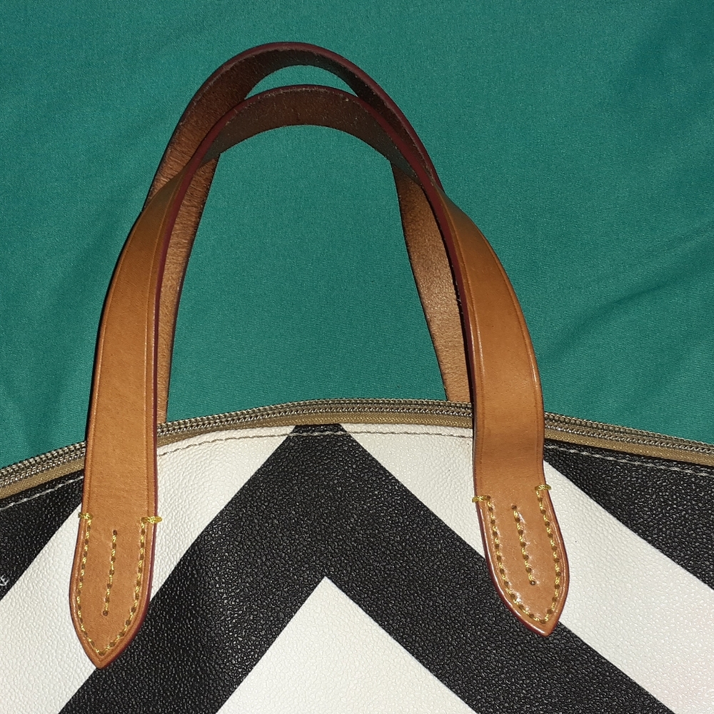Purse - Picture 6 of 8